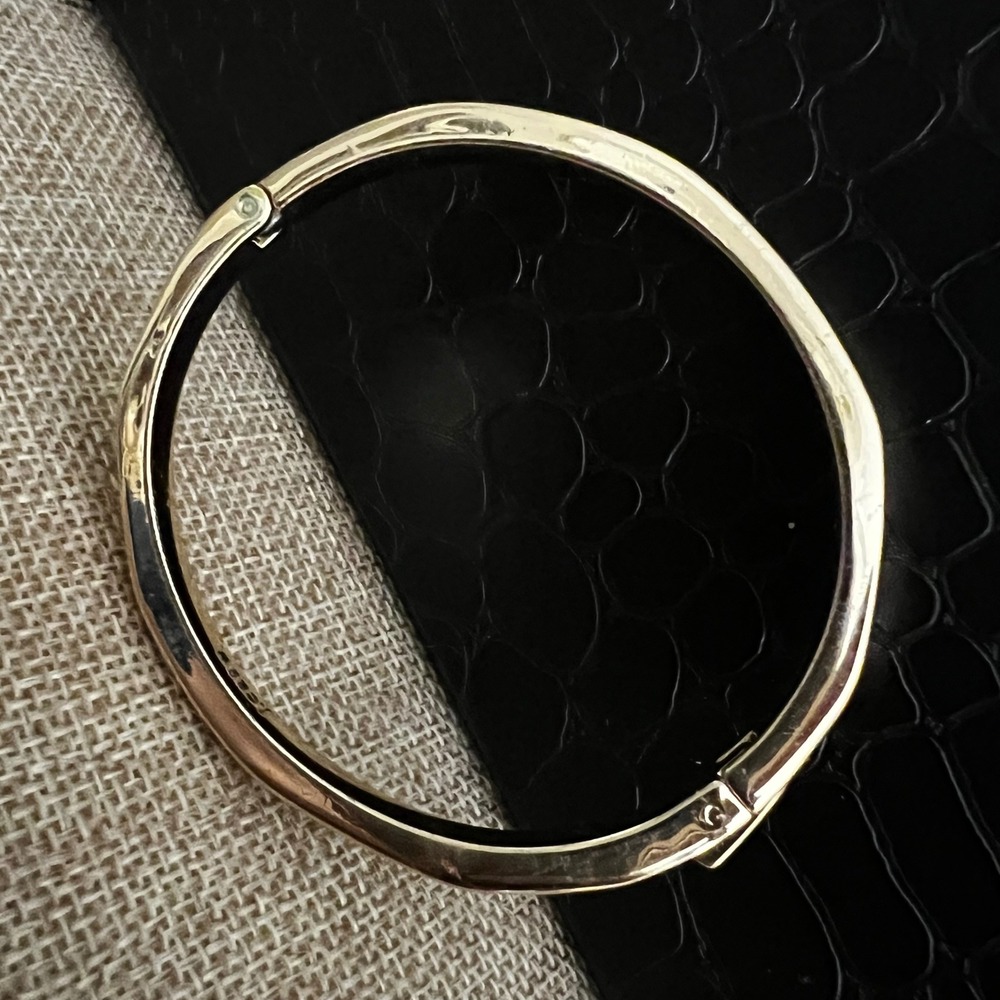 J Crew Gold Tone Hinged Bangle Bracelet Oval Minimalist Stackable 7 Old Money